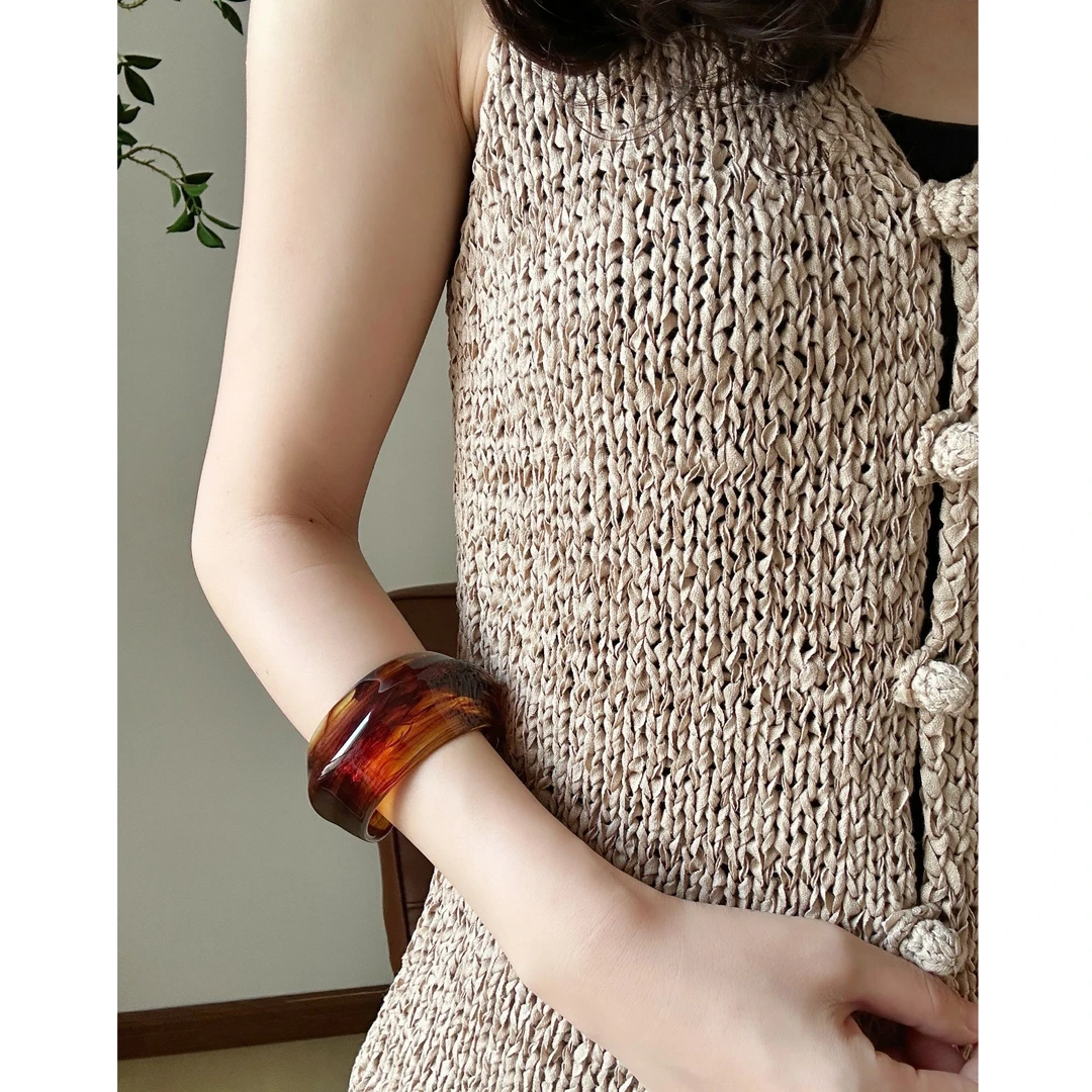 非金属树脂手镯 铂代新款【褐染】不规则宽面开口晕染玳瑁色手镯