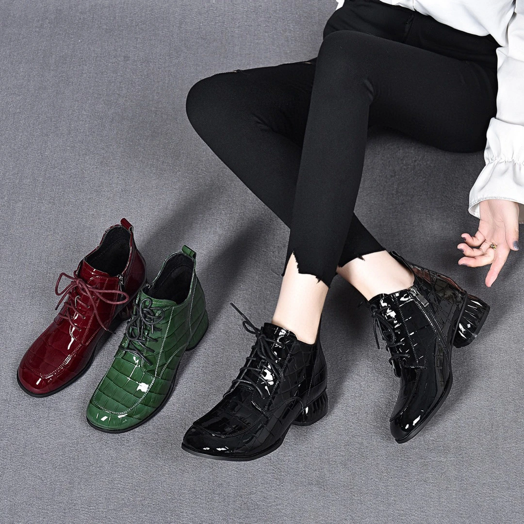 漆皮马丁靴短靴女高帮2023新款英伦风真皮软底软皮秋冬单靴亮面皮