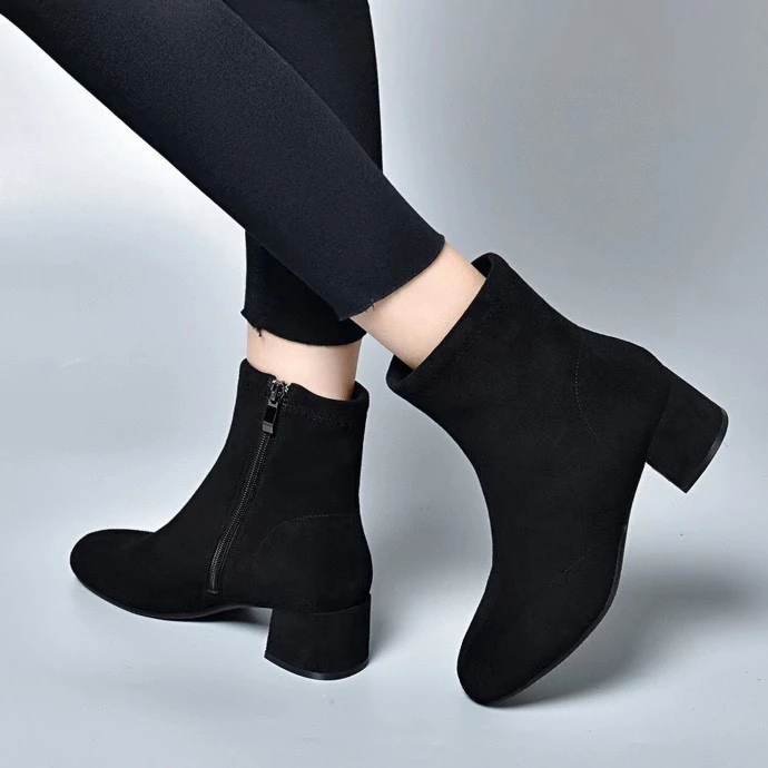 真皮磨砂短靴女2023年新款粗跟春秋单靴绒面秋冬季加绒中跟瘦瘦靴