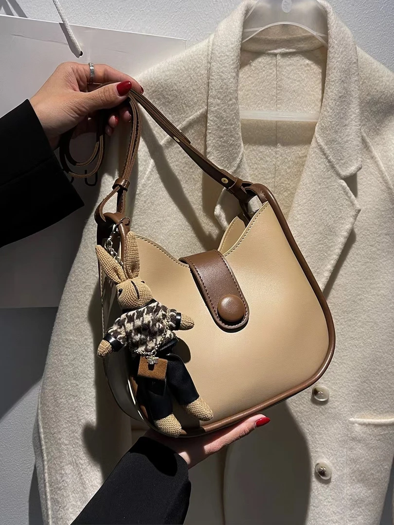 【贵妃】m链接 2025年新年冬季新款女士百搭时尚小众手提单肩斜跨包