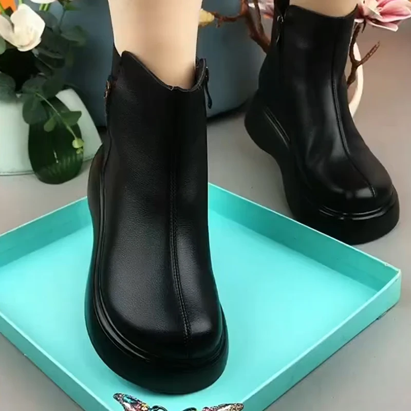 牛皮马丁靴女秋冬季新款真皮圆头厚底加绒女靴短靴妈妈棉靴子