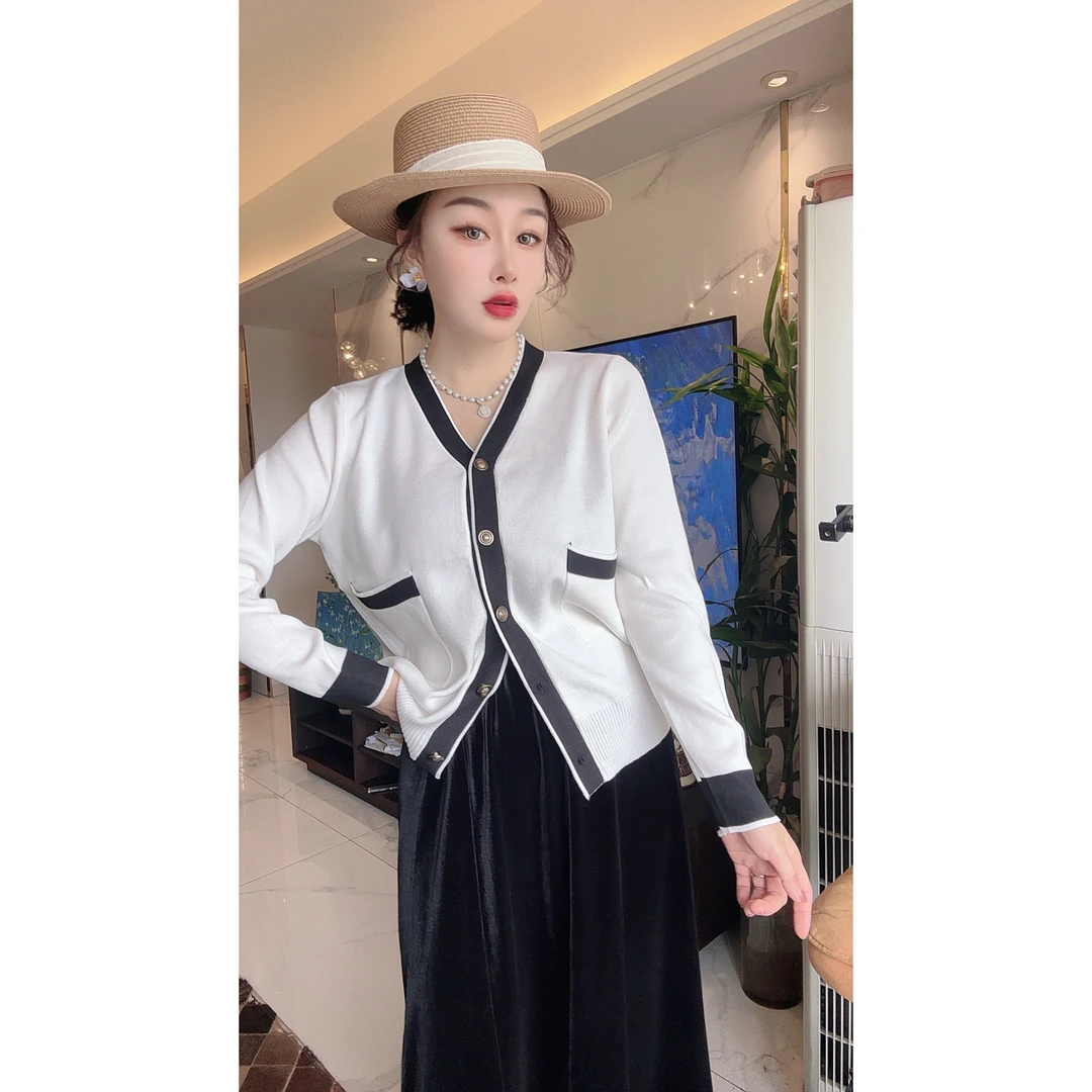 龙爷宽松显瘦大码百搭秋冬款上衣A