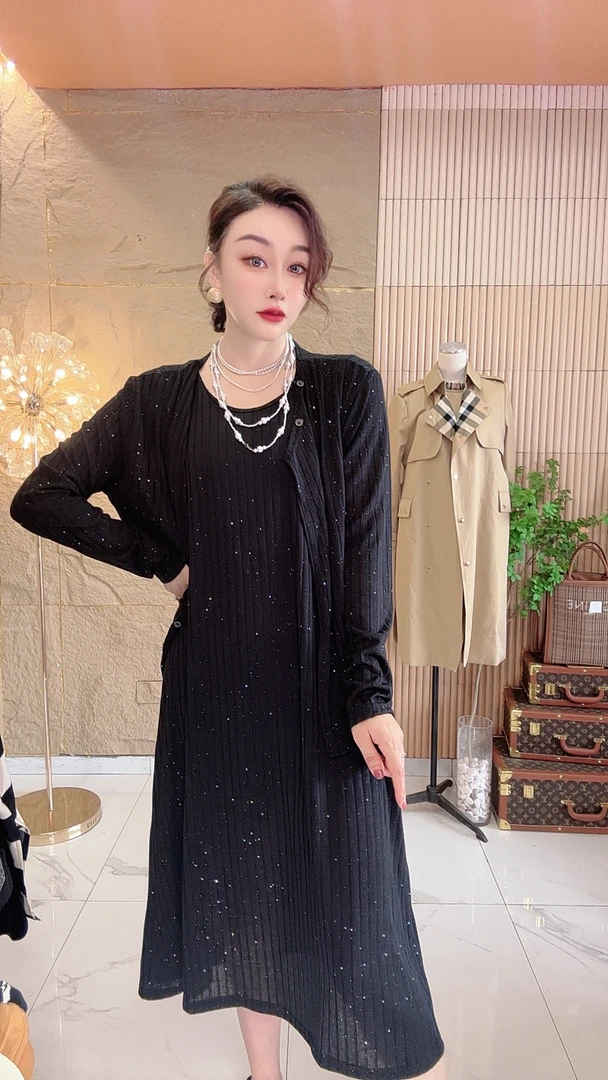 连衣裙轻奢黑色气质披肩亮片