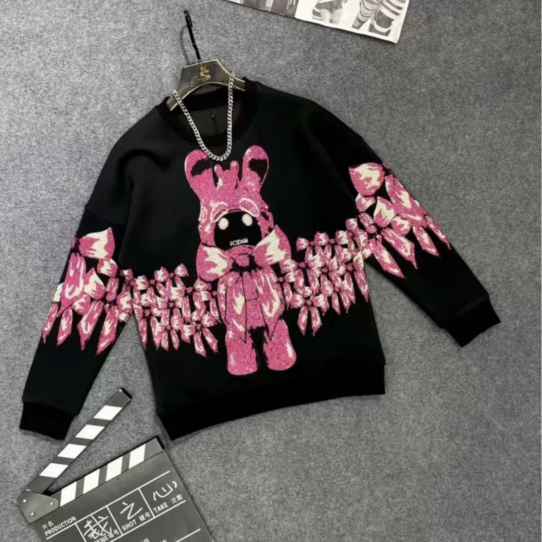 11855秋冬粉色小熊蝴蝶结翅膀烫钻长袖卫衣重工长袖圆领时尚情侣