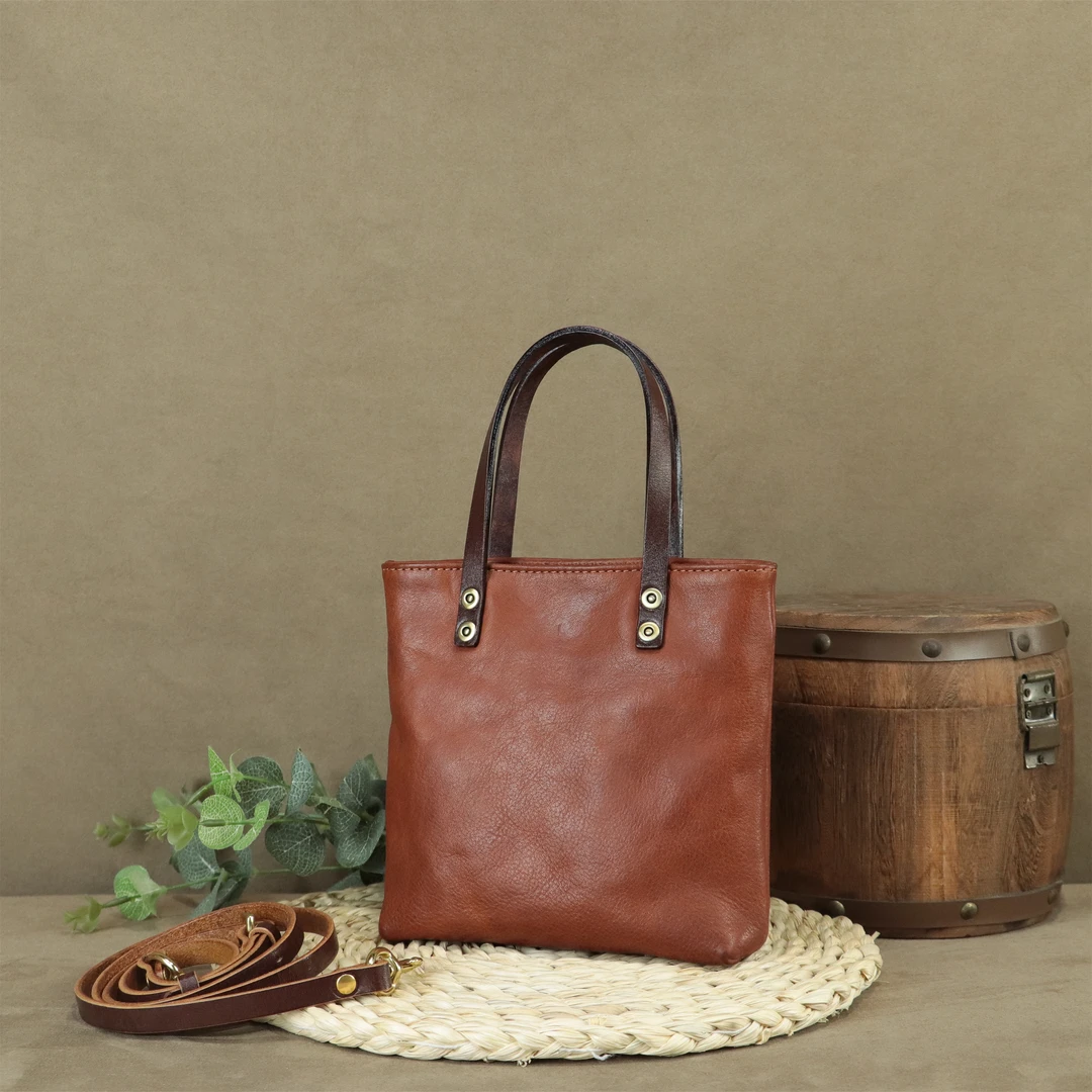 头层牛皮简约复古时尚女士洗水托特迷你小包包