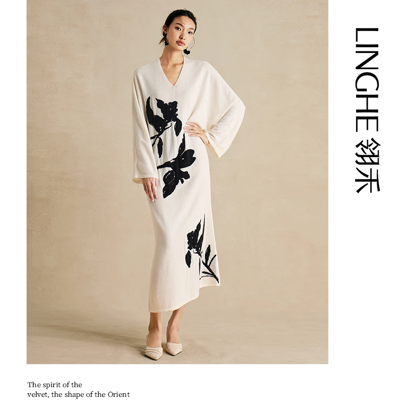 翎禾LINGHE-「秋夜鸢绫」-长袖V领针织提花连衣裙时尚春秋中式秋冬