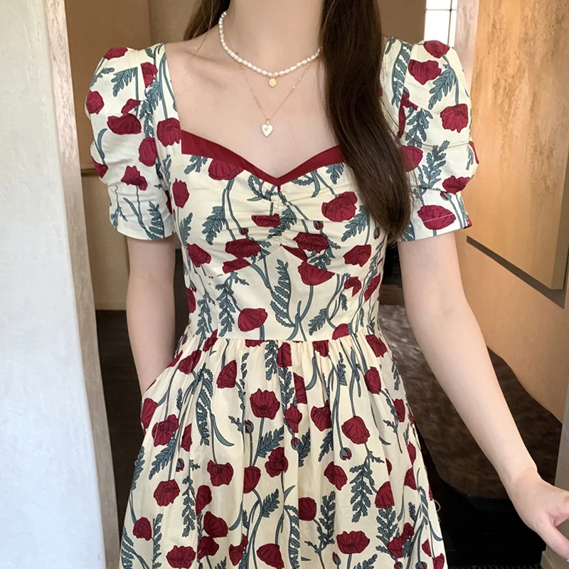 连衣裙女夏2025新款修身显瘦泡泡短袖高级感温柔风长裙子9774