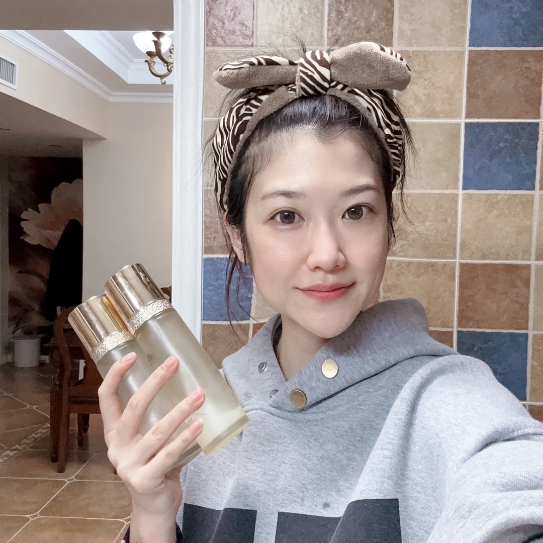 (仅此一批!贵妇护肤天花板!)新配方的老包装价格美丽 精华级水乳