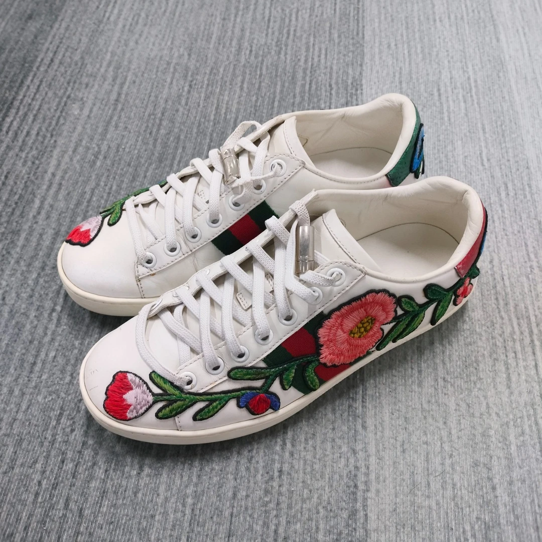 95新 GUCCI/古驰 34.5码(偏大)/古驰gucci小白鞋 花卉/二手无盒