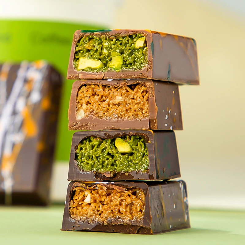 开心果榛子黑巧克力排块手工零食礼盒伴手礼巧克力迪拜巧克力