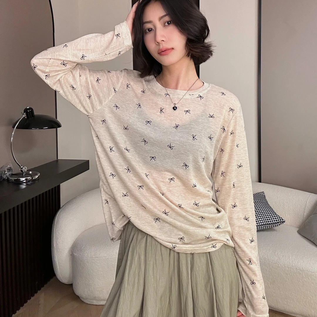 2024夏季简约薄款蝴蝶结印花防晒罩衫圆领微透长袖休闲宽松T恤女