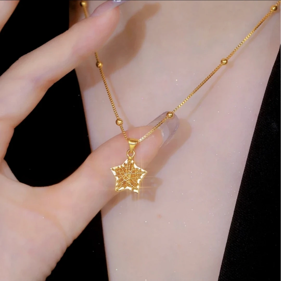 钛钢项链 网红款不掉色立体星星项链女百搭轻奢小众高级感锁骨链