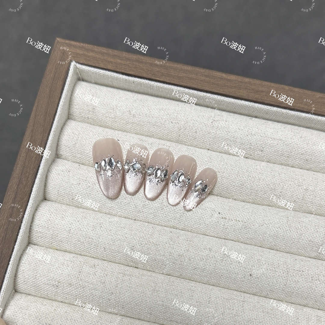 『汽水吻』猫眼复古设计穿戴甲温柔纯手工气质纯欲猫眼短甲