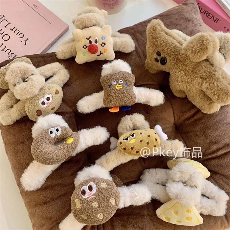 可爱秋冬毛绒曲奇饼干抓夹卡通小熊后脑勺鲨鱼夹少女头饰发饰新款