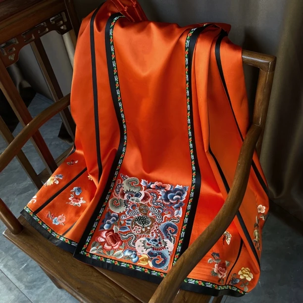 龍熹堂｜手工刺绣金蟾图京绣细绣打籽绣手工包边高端精品马面裙