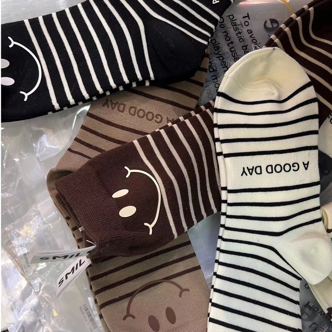 【pengpeng】韩货条纹短袜