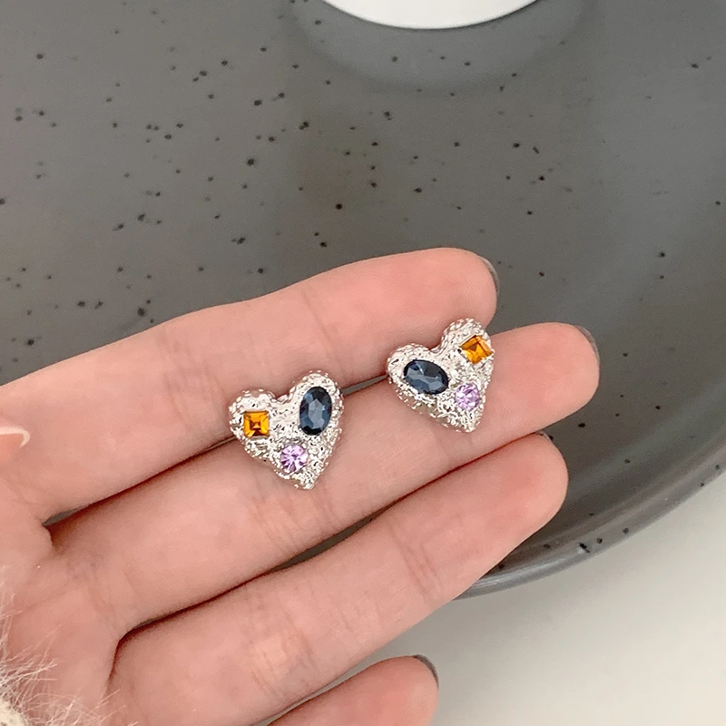 复古爱心耳钉女小众设计耳环女高级感气质耳夹