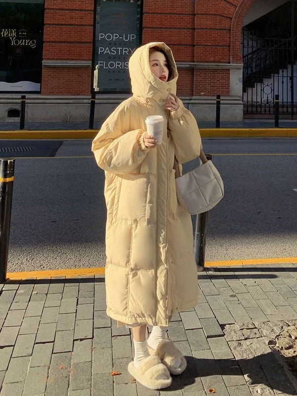 奶淡黄色羽绒服女中长款冬季新款连帽加厚过膝小个子外套