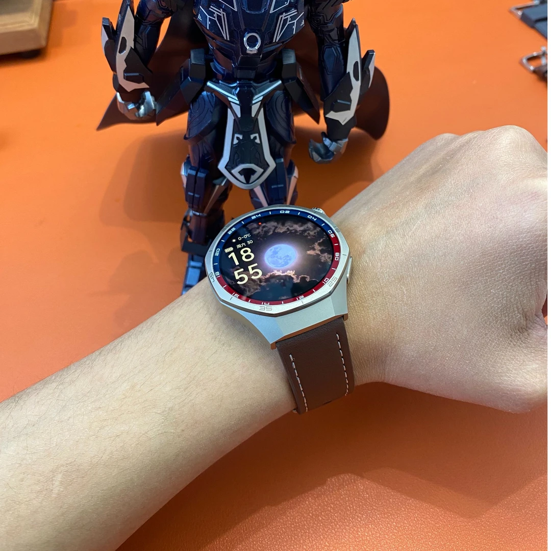 顶配5pro智能手表太空人支付监测多功能长续航血氧防水时尚黑科技