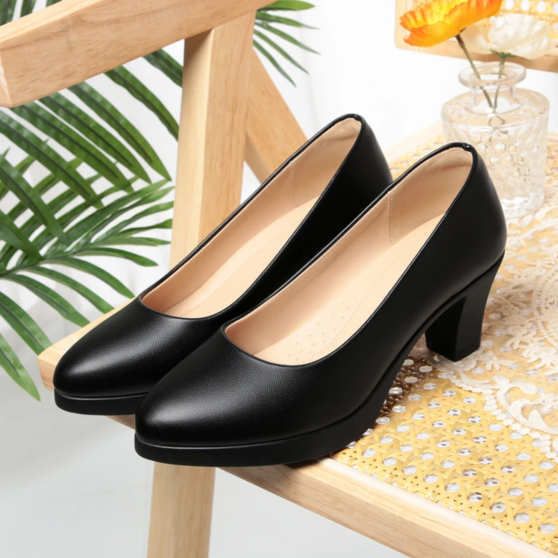 女鞋皮鞋单鞋黑色粗跟高跟上班跟鞋春秋百搭女士软底妈妈鞋浅口