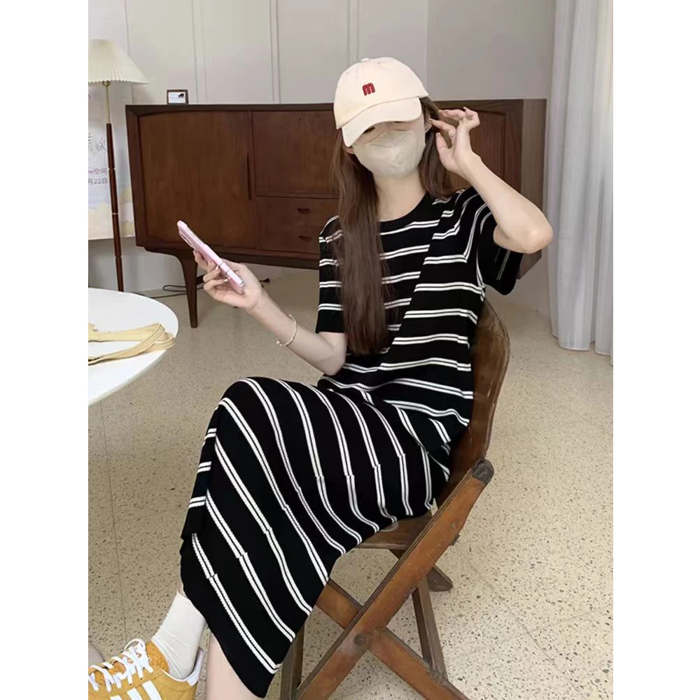 慵懒风条纹针织短袖t恤连衣裙女夏季宽松显瘦减龄直筒休闲长裙子