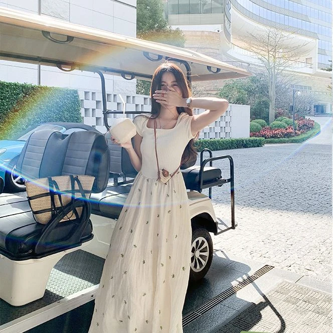 【清清】曾小咸 甜美可人杏色拼接碎花短袖连衣裙女Z242LD0827