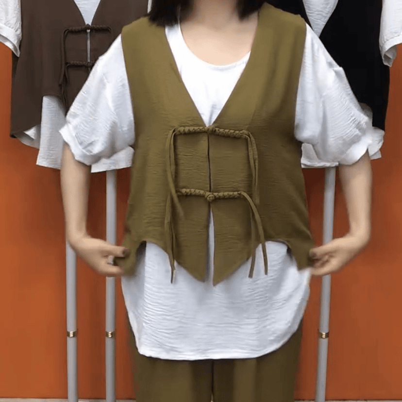 时尚三件套2024夏季新款盘扣马甲套装简约大气百搭宽松显瘦套裤