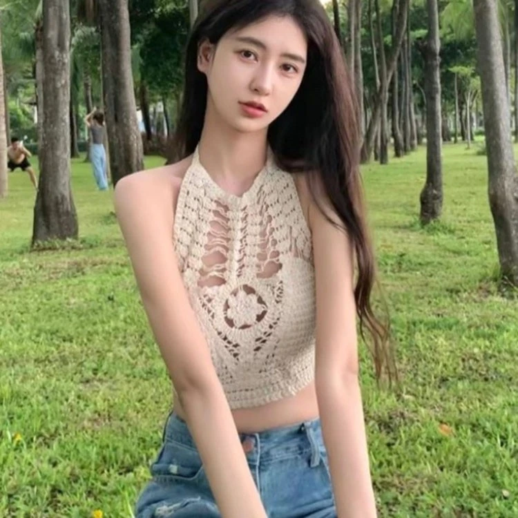 纯欲针织吊带小背心女夏季波西米亚辣妹镂空性感挂脖外穿短款上衣