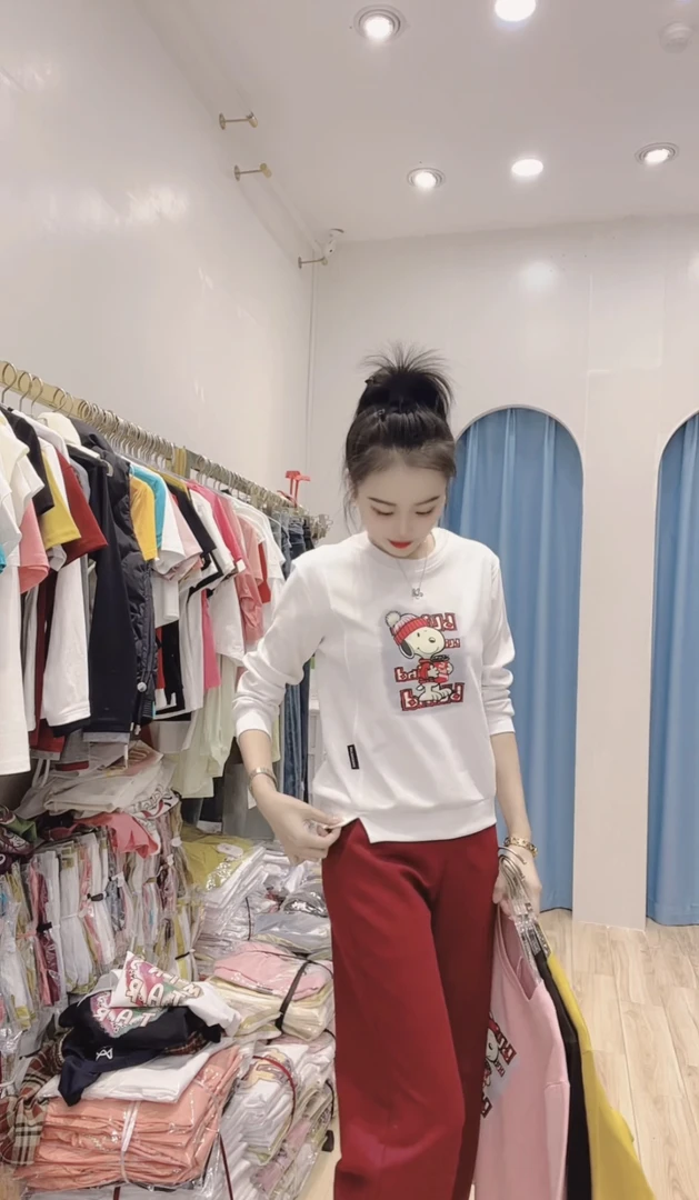 【小玉】新款时尚百搭潮流设计感显瘦卫衣