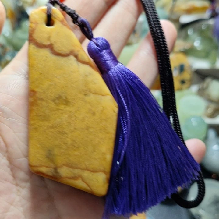 岫玉手把件未镶嵌
