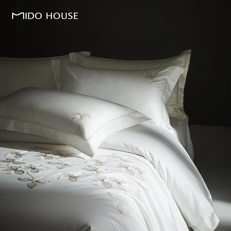 MIDOHOUSE【初雪花园】100支新疆棉长绒棉简约刺绣白色四件套