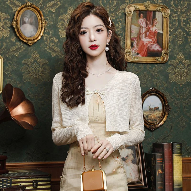 新中式冰丝防晒开衫夏季新款盘扣薄款披肩针织小个字旗袍外搭罩衫