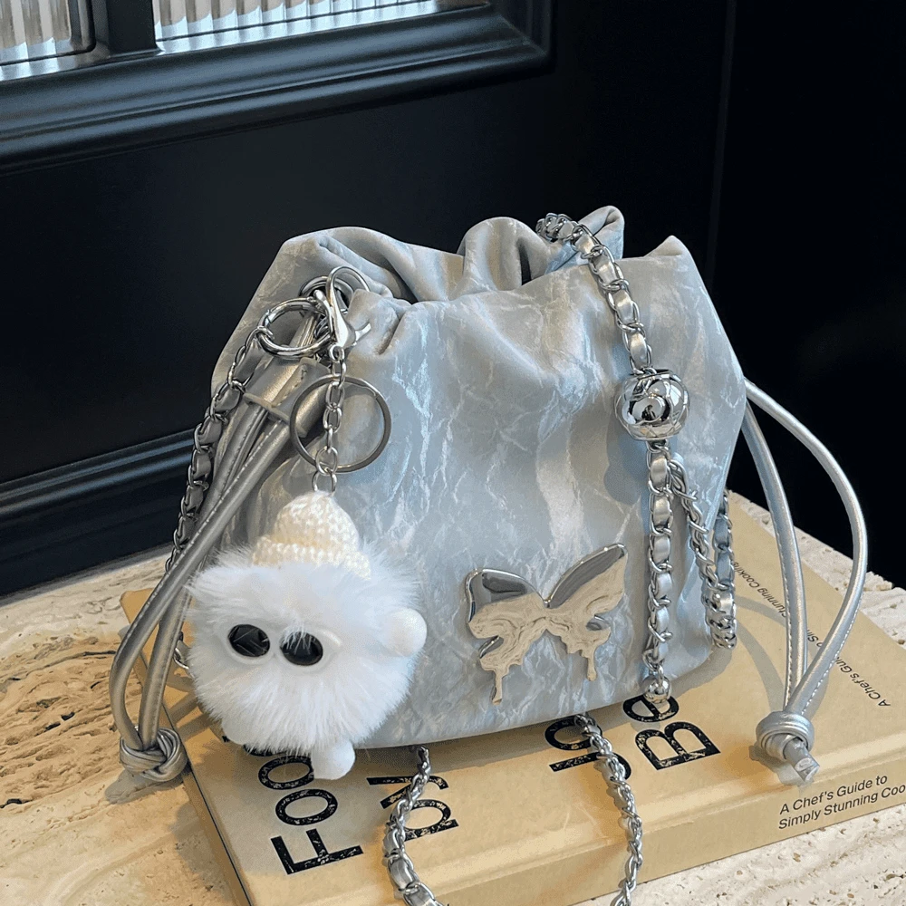 2024新款韩系高级感百搭水桶包夏季小众设计链条斜挎褶皱包单肩包