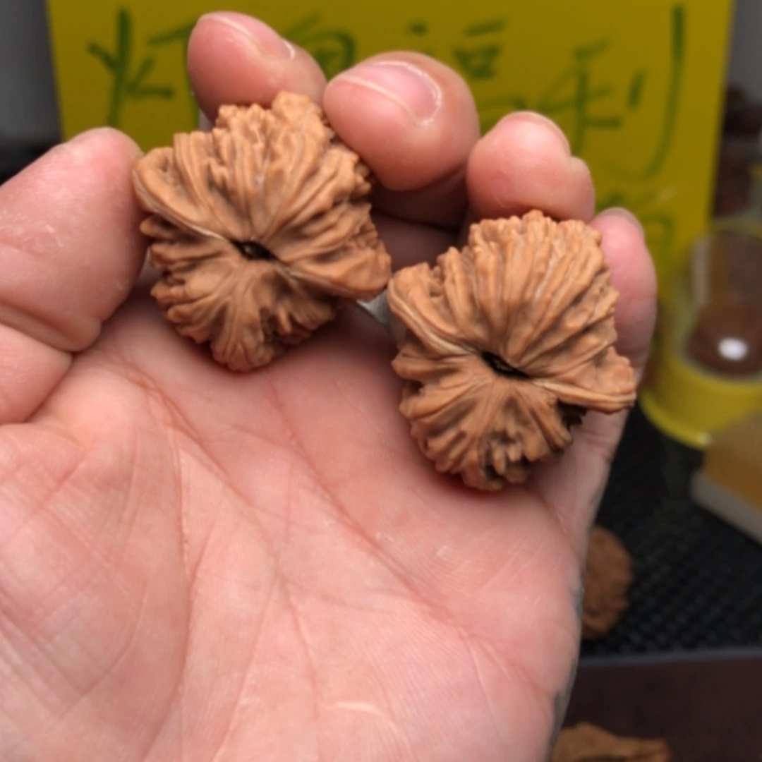 【闪购商品】文玩核桃吊坠