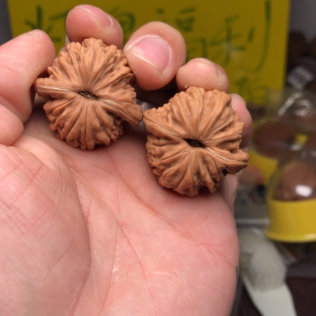 【闪购商品】文玩核桃吊坠,***,