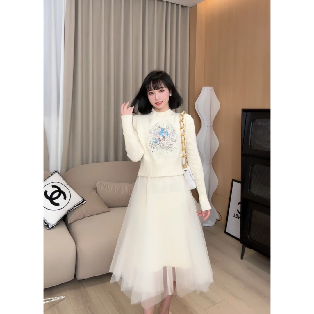 【丹麦恋歌】2023新款秋冬时尚针织背心连衣裙两件套