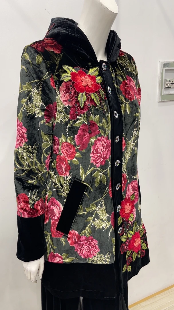 秀巧高端丝绒中长款棉衣7945热卖中