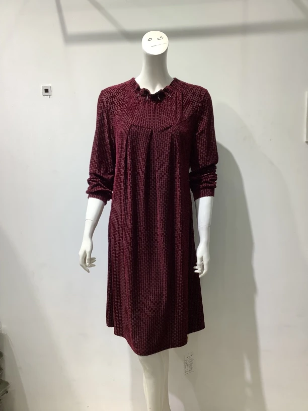 秀巧时装丝绒连衣裙。30033款