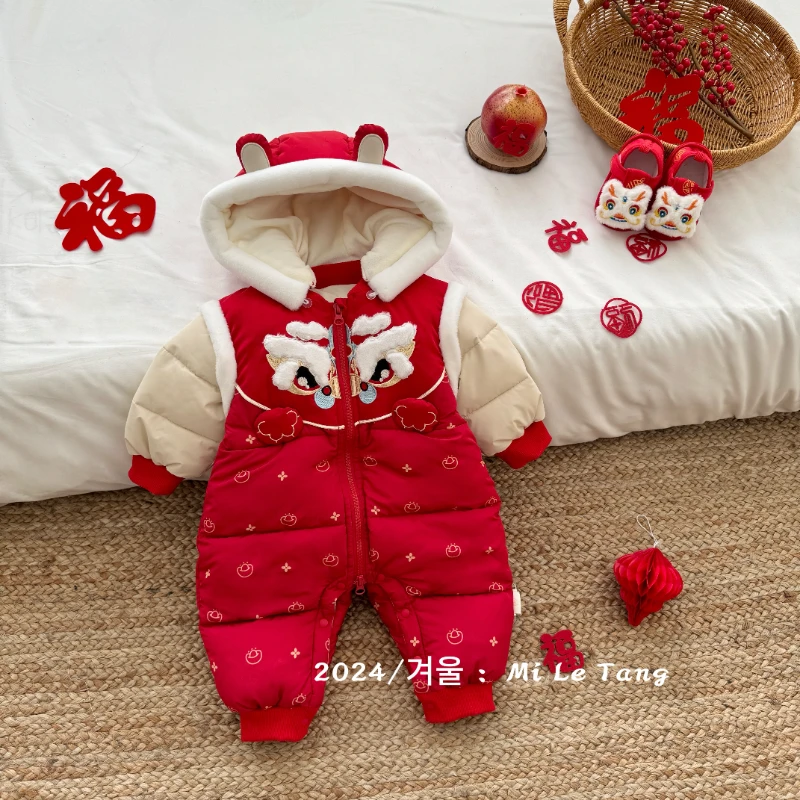 冬季婴儿宝宝红色满印元宝年服满月百天周岁年服羽绒服2424