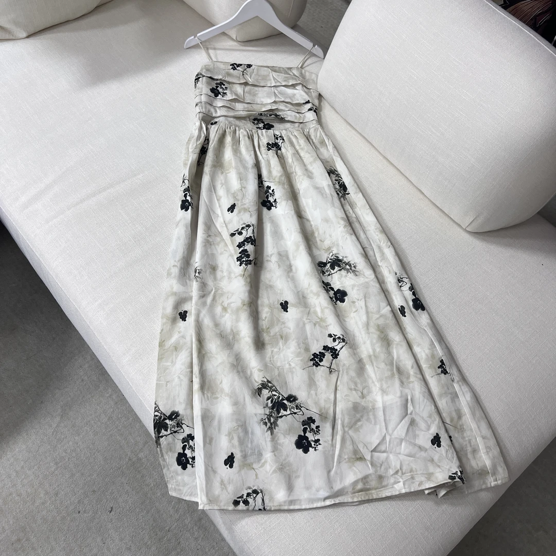 洋气时尚气质碎花吊带裙   J81