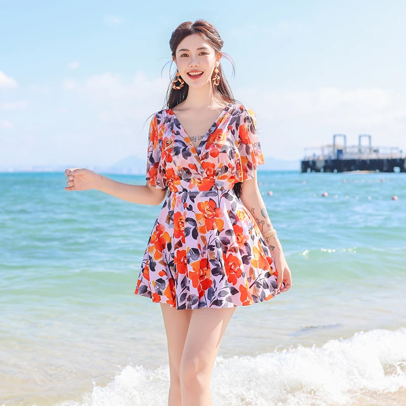 【大码】泡温泉保守遮肚显瘦聚拢女士连体平角温泉度假游泳衣女泳装