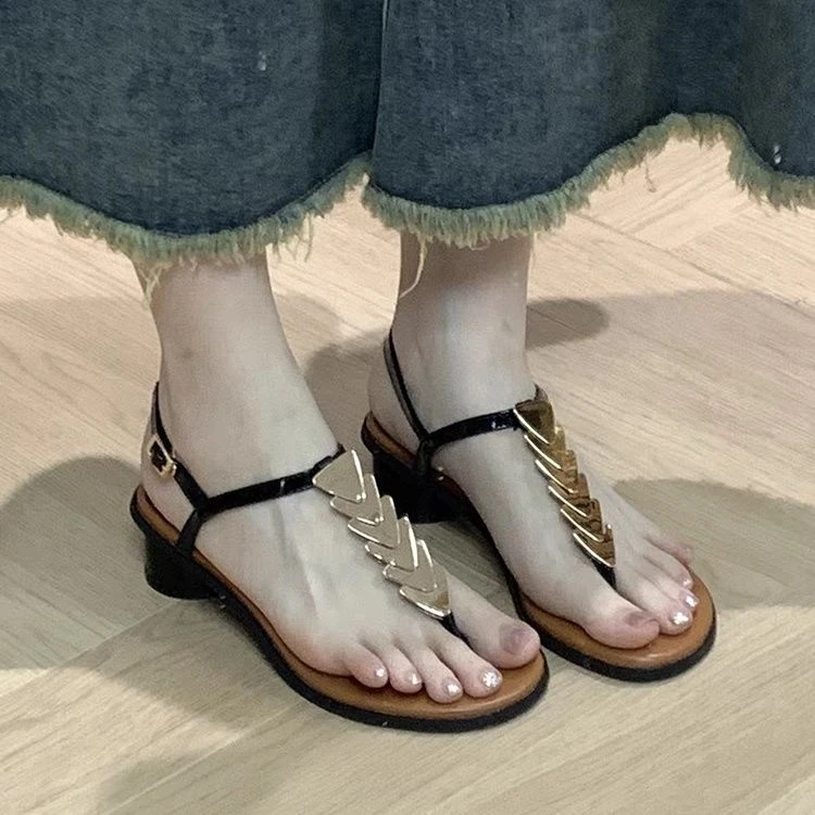 夹趾凉鞋女2023夏季新款韩版百搭舒适圆头简约凉快爱心防滑鞋凉鞋