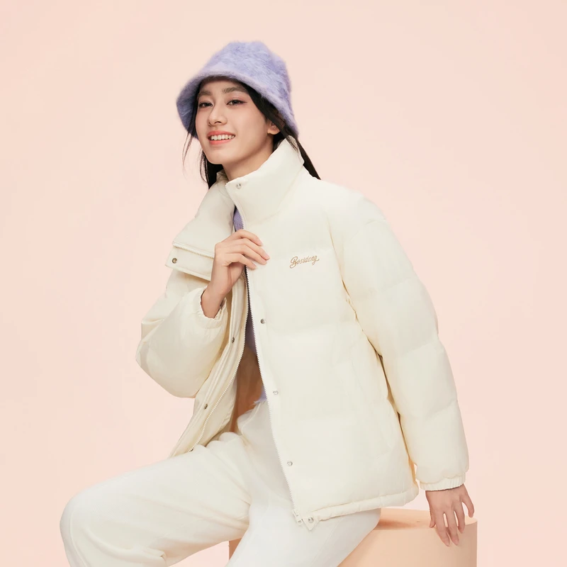 【波司登】2024冬季新款女短款时尚休闲羽绒服B40145284