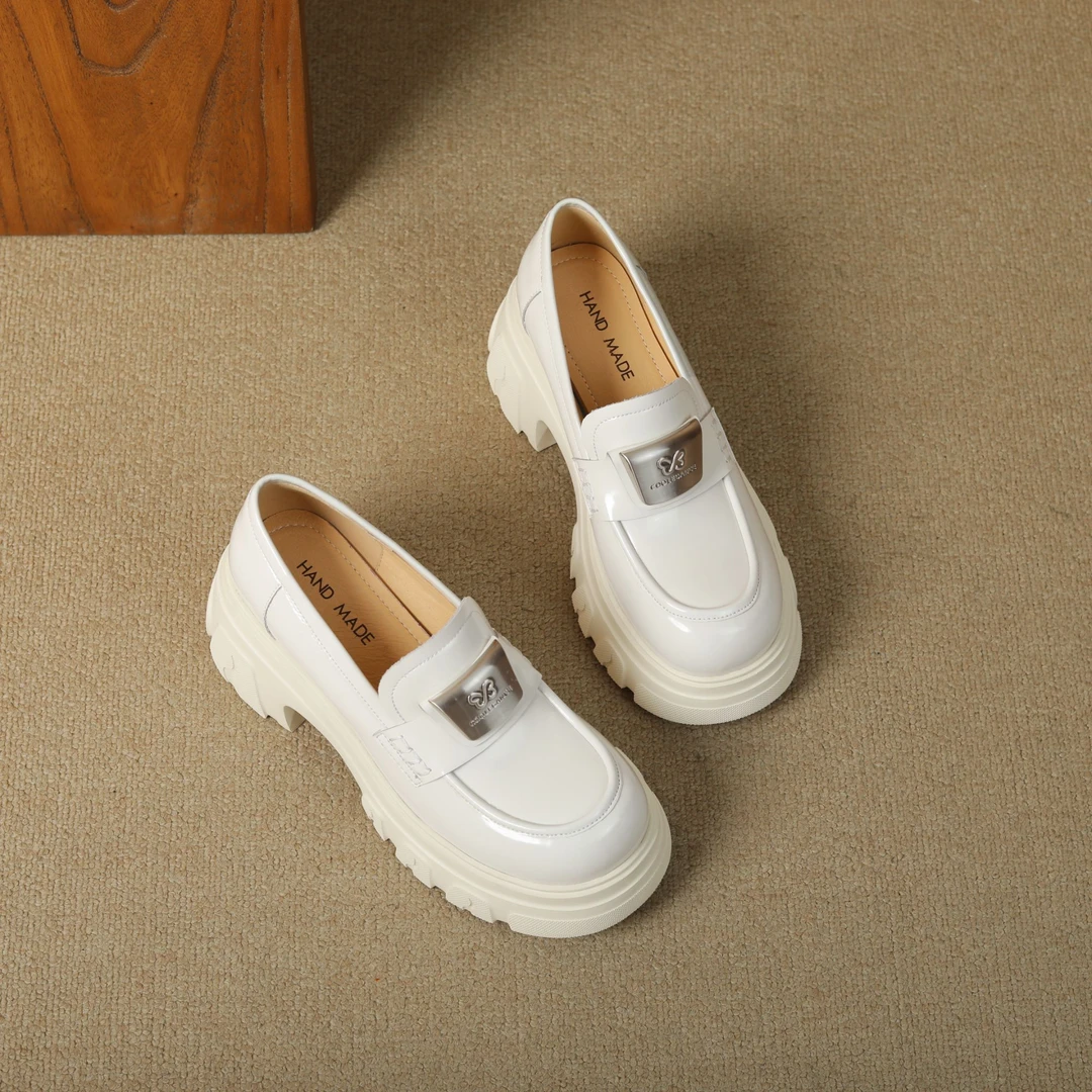 6.5cm跟高女鞋时尚乐福鞋真皮复古厚底春季粗跟圆头秋季百搭日系