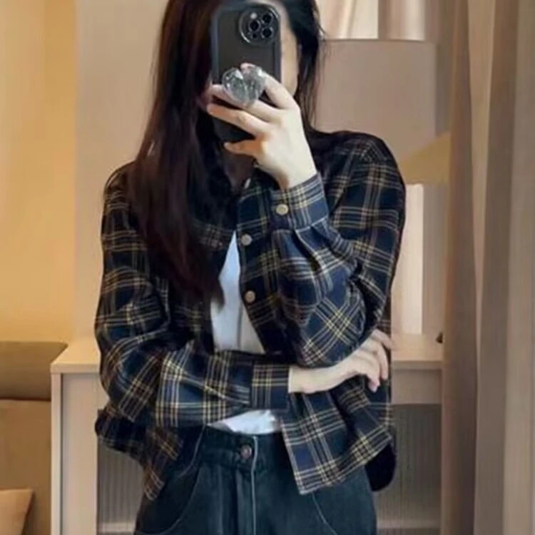 磨毛复古格子衬衫女短款外套春秋2023新款爆款长袖上衣高级感衬衣