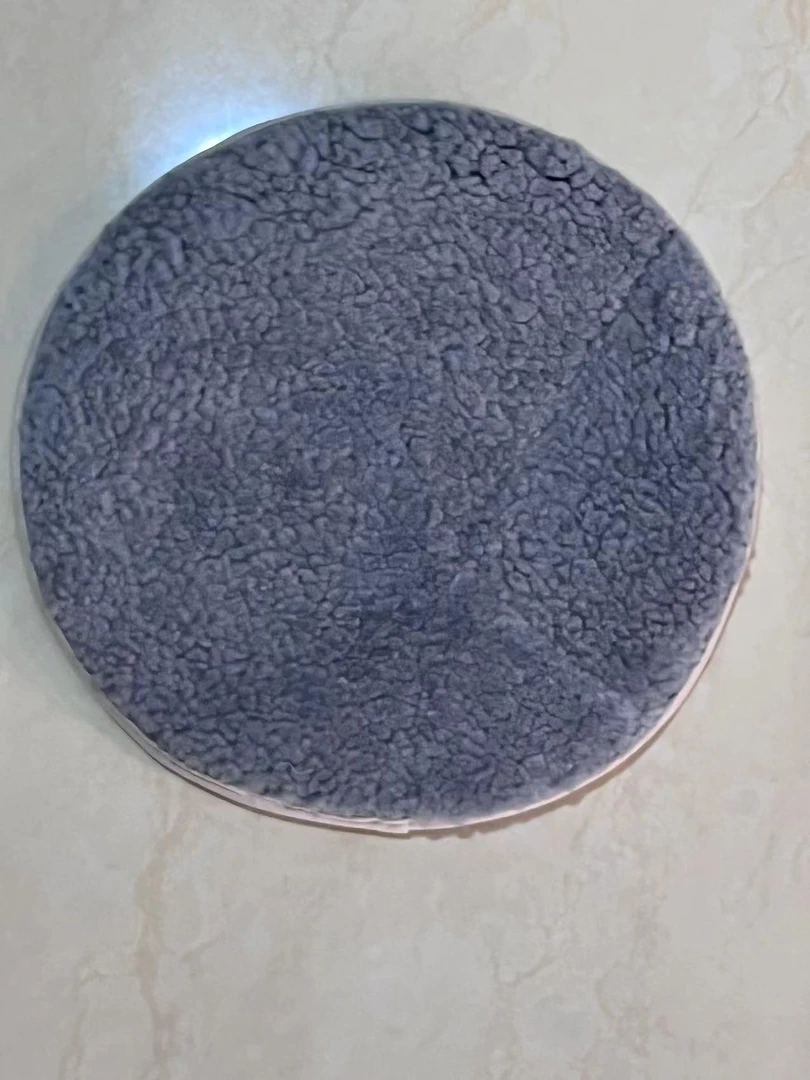 羊皮羊毛圆垫(直径34cm)