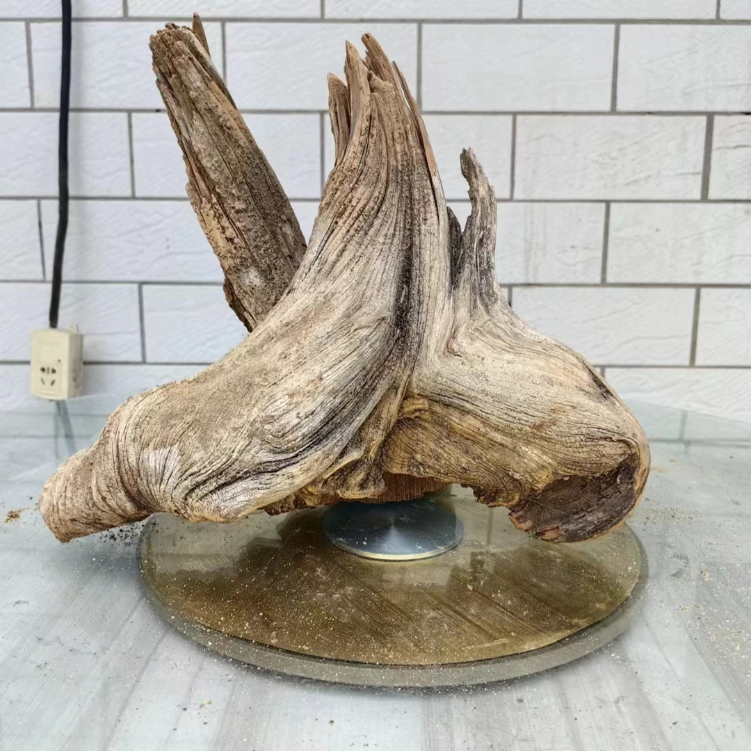 崖柏毛料链接老料600-900，图片仅供参考