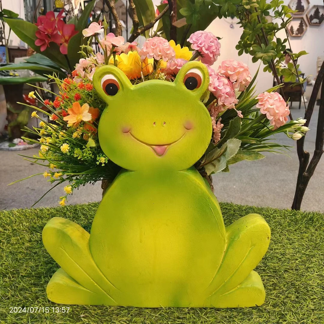 花园庭院平面青蛙花盆