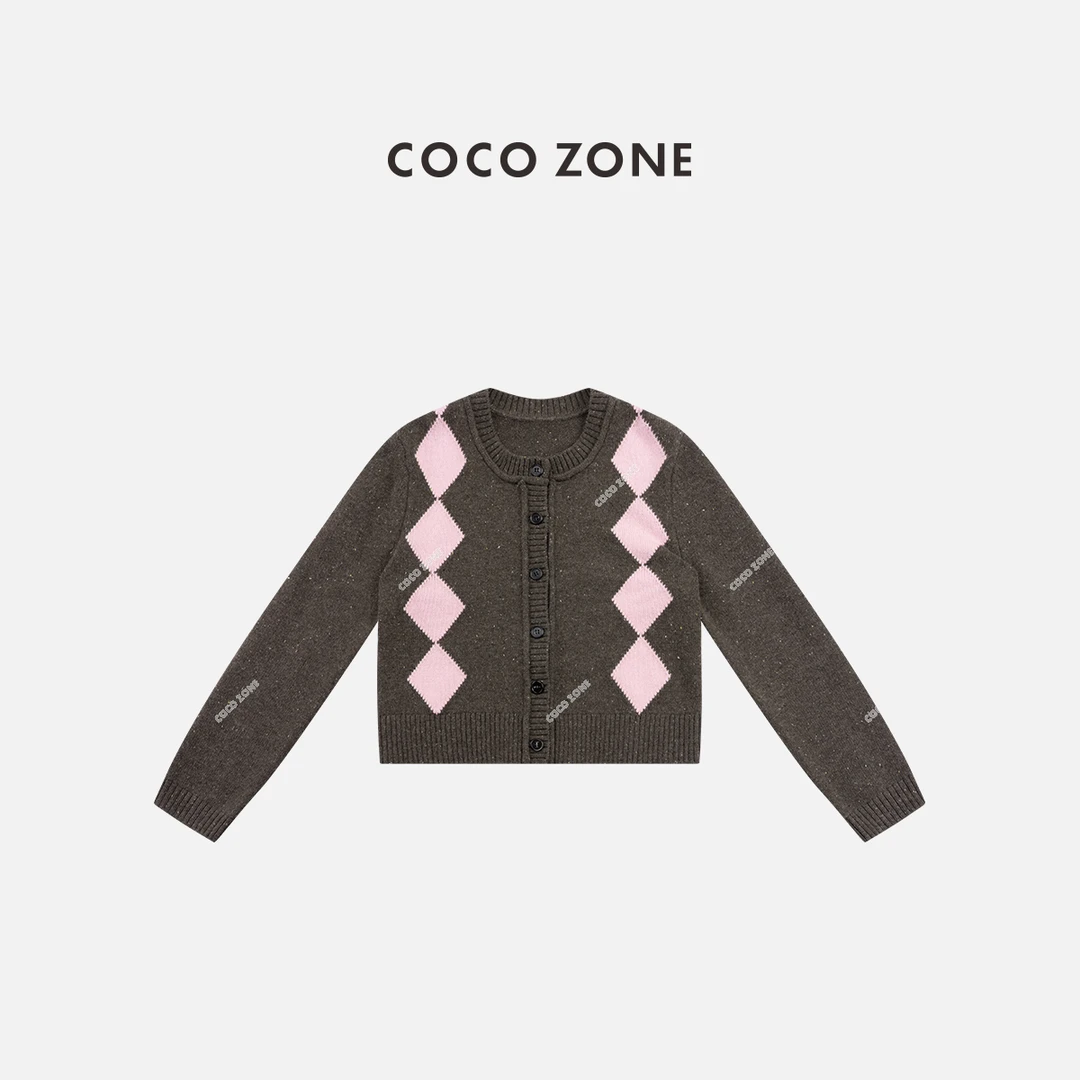 COCO ZONE 刘一一 复古小众菱格针织衫设计感圆领上衣CC2D2360