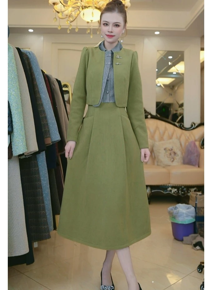 梦想服饰2024秋冬季新款修身显瘦时尚假俩件连衣裙6324